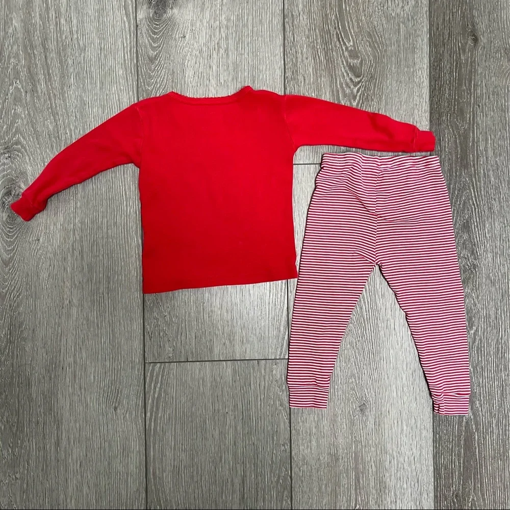 CARTERS LONG SLEEVE PJS RED HEARTS 18MO